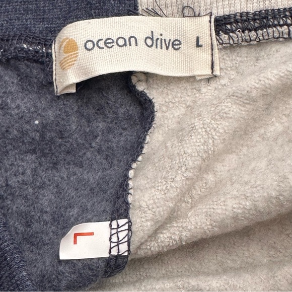 Ocean Drive navy blue and cream colorblock shorts - Picture 7 of 9